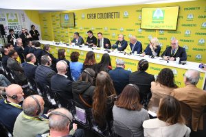 Vinitaly 2025 - Commissario UE Agricoltura Cristophe Hansen