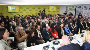 Vinitaly 2025 - Commissario UE Agricoltura Cristophe Hansen